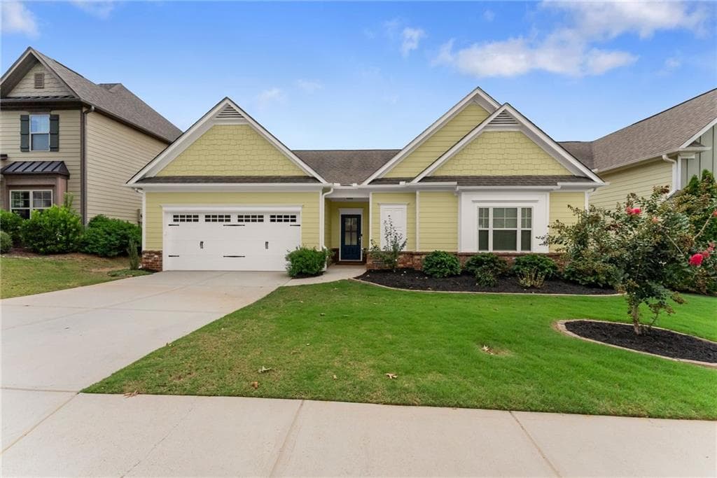 3 bedroom, 2 bathroom, 1,913 sq ft single family residence for sale at 4511 Country Manor Walk, Gainesville, GA 30504