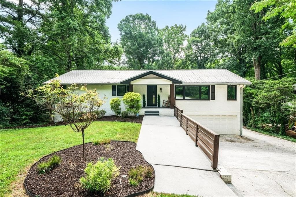 4 bedroom, 3 bathroom, 2,789 sq ft single family residence for sale at 2071 Luxuria Court, Tucker, GA 30084