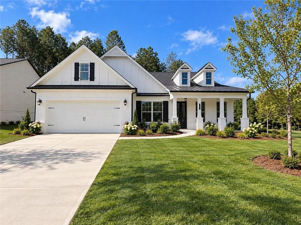 2 bedroom, 3 bathroom, 2,588 sq ft single family residence for sale at 701 Highgrove Pass, Canton, GA 30115