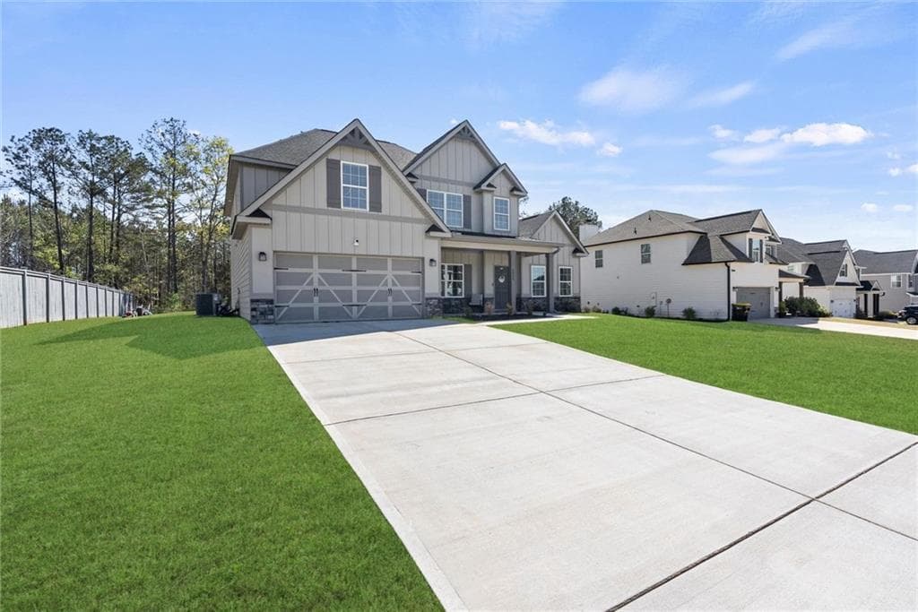 4 bedroom, 4 bathroom, 2,917 sq ft single family residence for sale at 5024 Tybalt Run, Forsyth, GA 31029