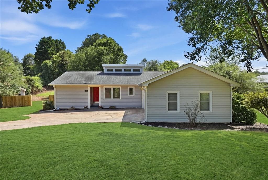 3 bedroom, 2 bathroom, 1,508 sq ft single family residence for sale at 7825 Wallace Tatum Road, Cumming, GA 30028
