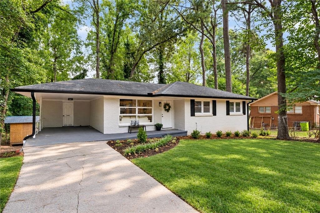 4 bedroom, 2 bathroom, 1,814 sq ft single family residence under contract at 275 Dink Lane, Marietta, GA 30060