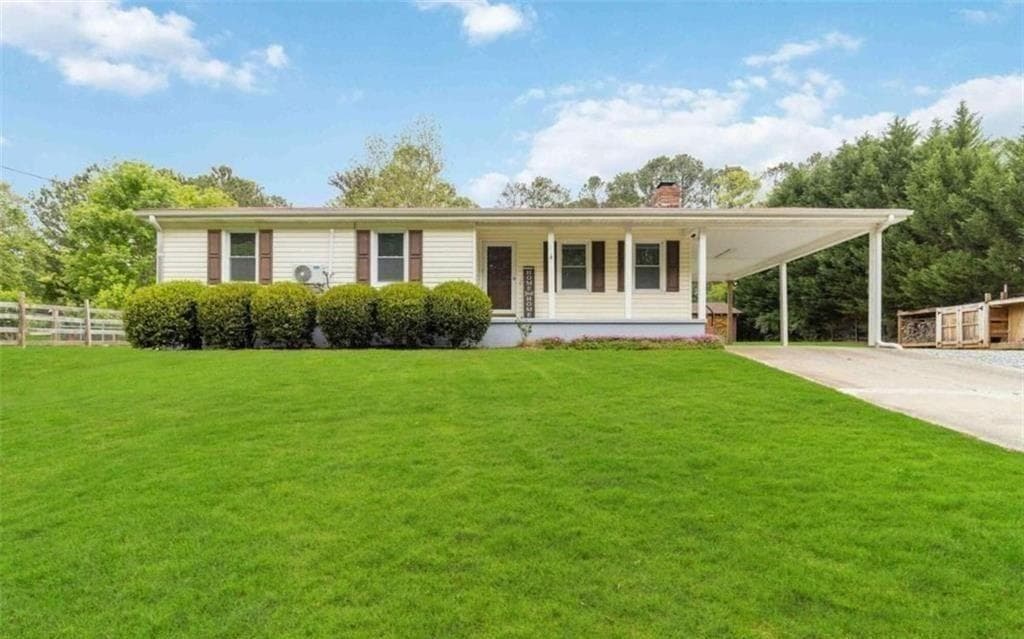 3 bedroom, 2 bathroom, 1,208 sq ft single family residence for rent at 3040 Land Road, Alpharetta, GA 30004 for $2,600 a month