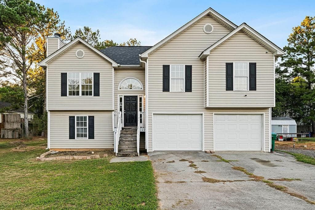 4 bedroom, 3 bathroom, 1,774 sq ft single family residence for sale at 17 Triangle Lane, Adairsville, GA 30103