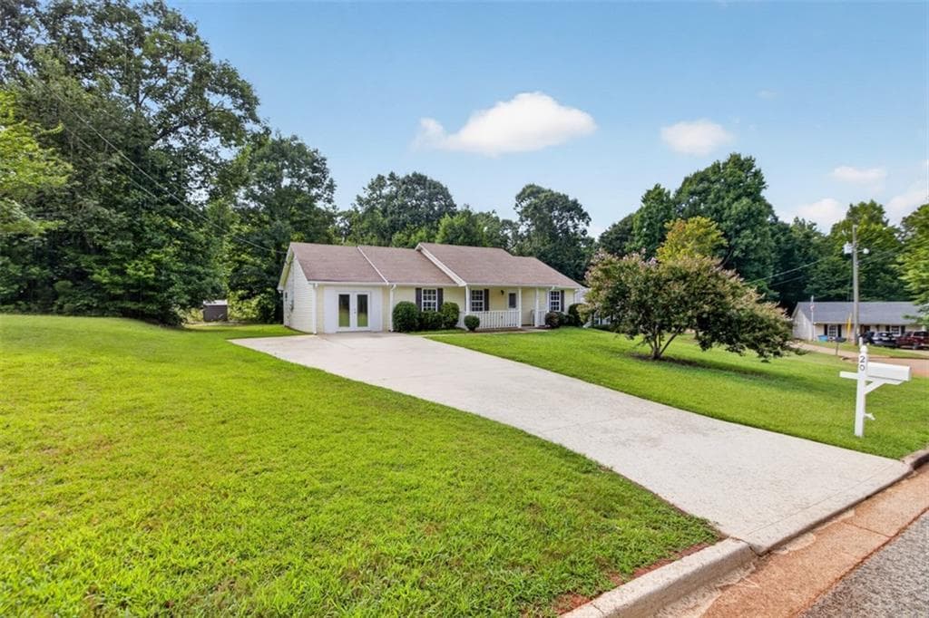 4 bedroom, 2 bathroom, 1,528 sq ft single family residence for sale at 20 Hunters Keep, Covington, GA 30014