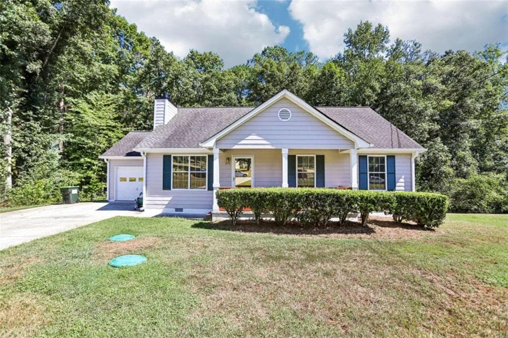 3 bedroom, 2 bathroom, 1,280 sq ft single family residence for sale at 255 Orchard View, Ellenwood, GA 30294