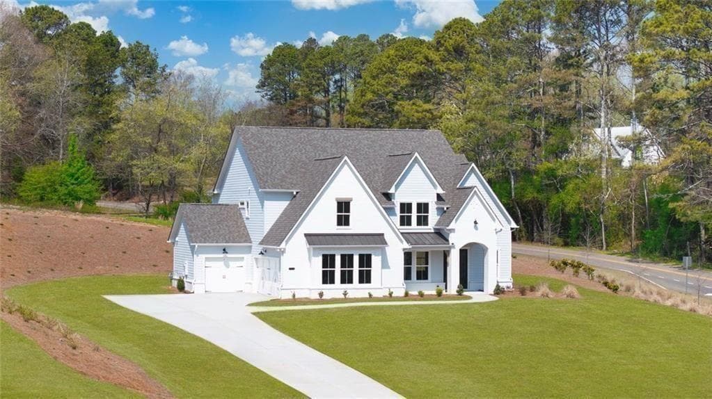 5 bedroom, 5 bathroom, 3,659 sq ft single family residence for sale at 8290 Creekside Overlook Drive, Gainesville, GA 30506