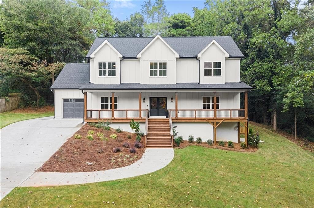 5 bedroom, 4 bathroom, 2,706 sq ft single family residence for sale at 300 Nottingham Drive, Woodstock, GA 30188