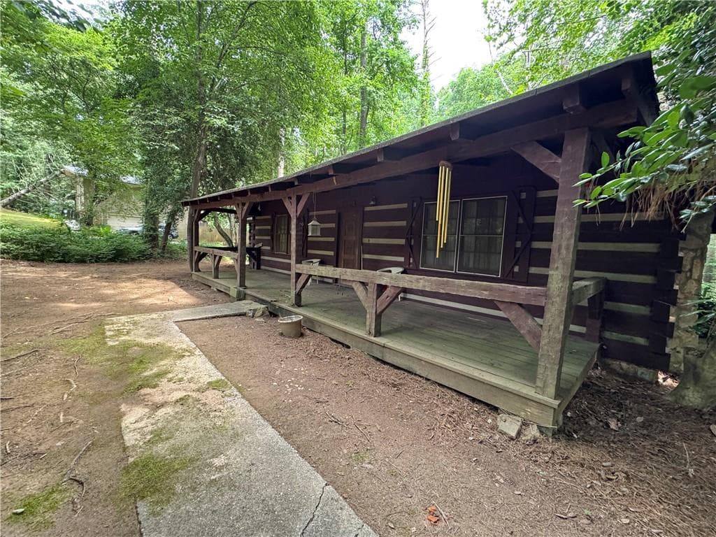 3 bedroom, 2 bathroom, 1,450 sq ft single family residence for sale at 6545 Pleasant Drive, Winston, GA 30187