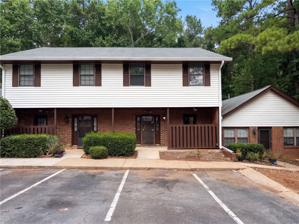 3 bedroom, 3 bathroom, 1,536 sq ft townhouse for sale at 5997 Wintergreen Road, Norcross, GA 30093