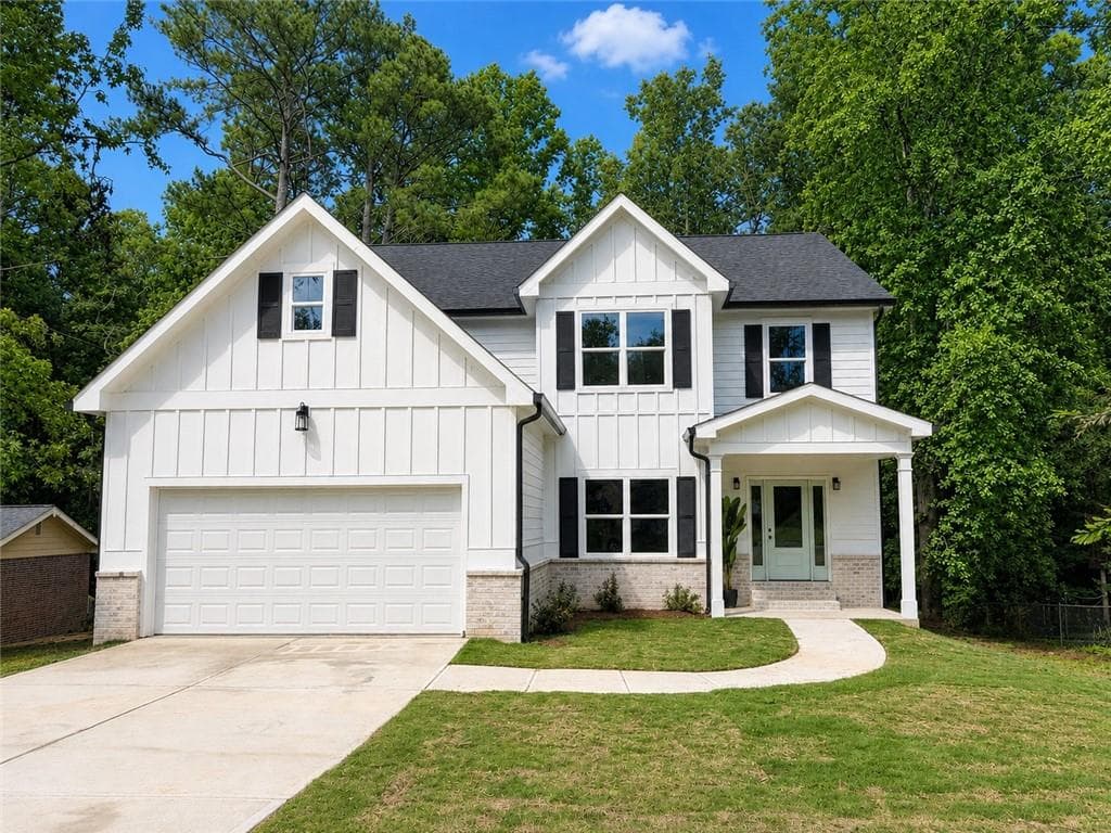 4 bedroom, 3 bathroom, 2,837 sq ft single family residence for sale at 6104 Wandering Way, Norcross, GA 30093