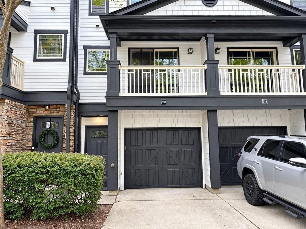 2 bedroom, 3 bathroom, 1,239 sq ft townhouse for sale at 216 Semel Drive 360, Atlanta, GA 30309