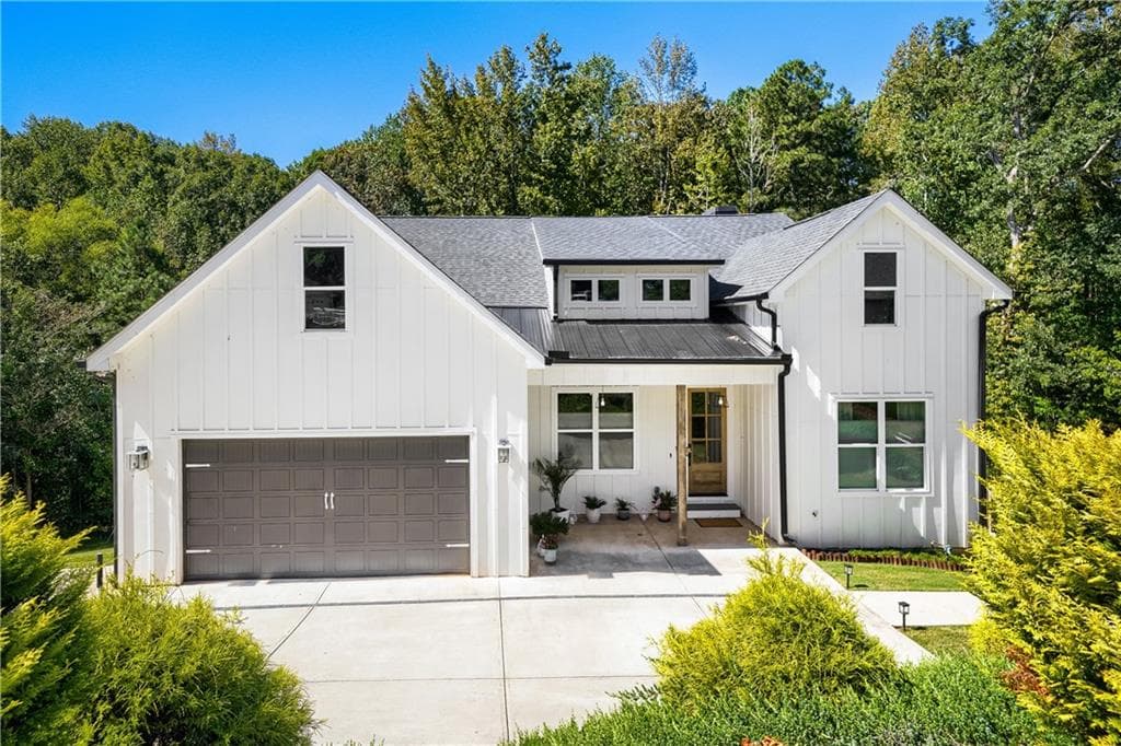 5 bedroom, 4 bathroom, 2,887 sq ft single family residence for sale at 84 Timber Walk, Dawsonville, GA 30534