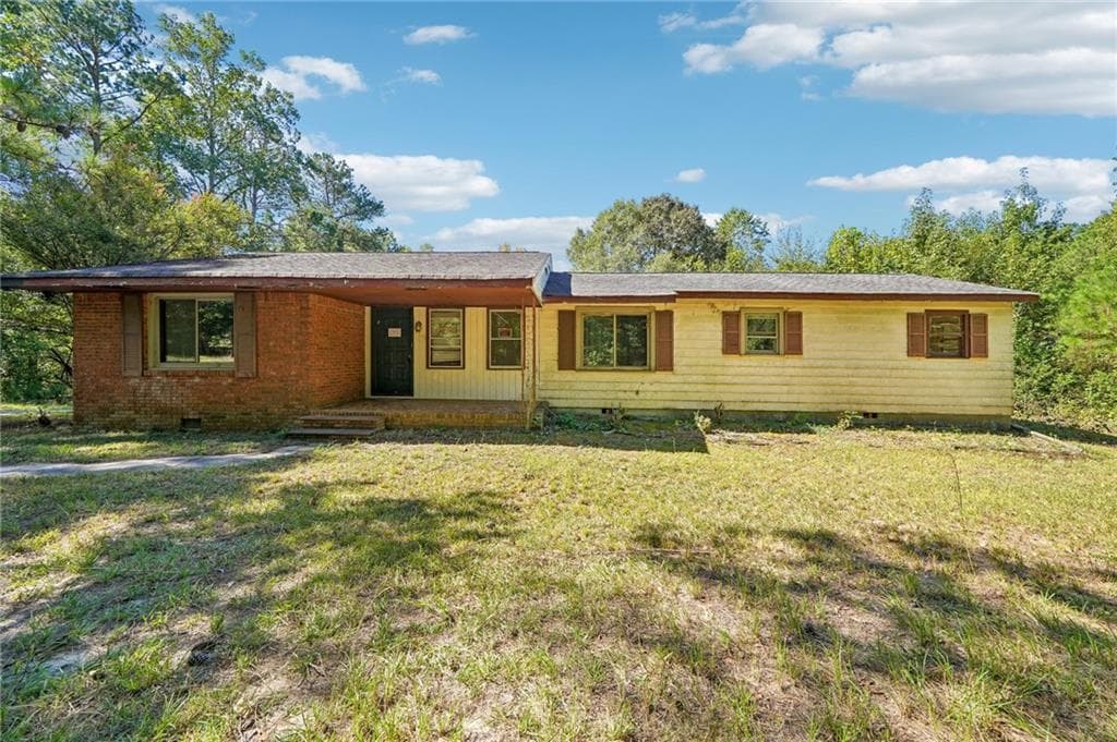 3 bedroom, 2 bathroom, 1,688 sq ft single family residence for sale at 5741 Liberty Road, Winston, GA 30187