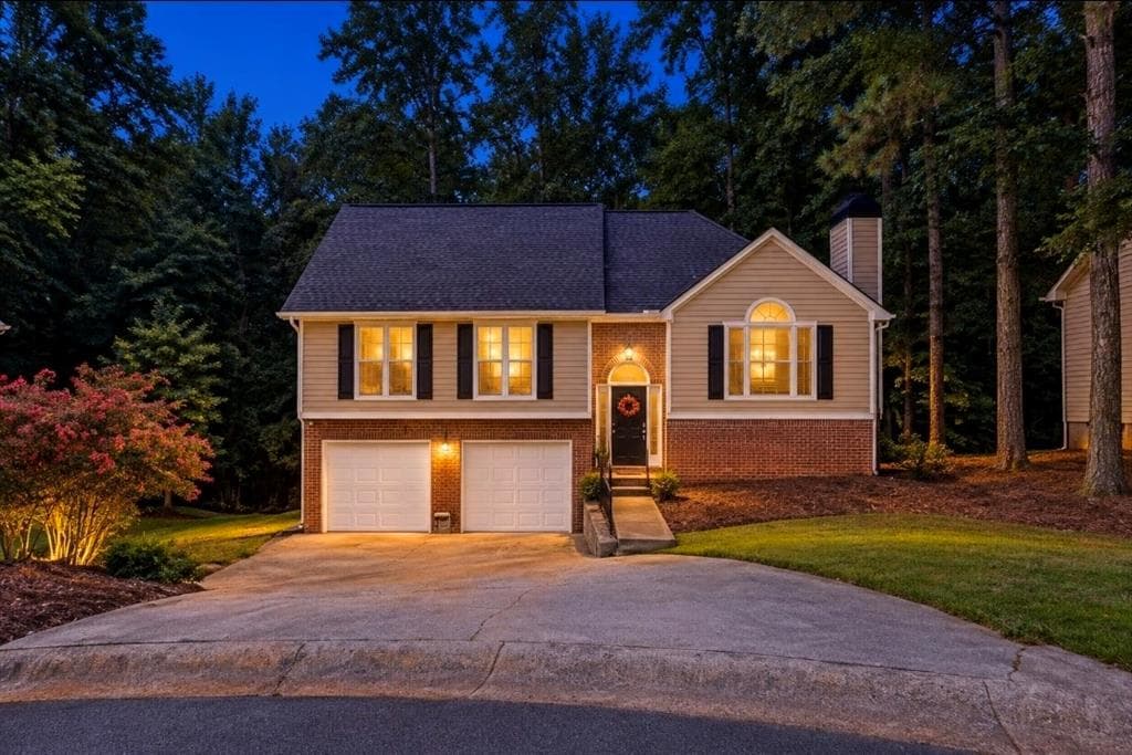 4 bedroom, 3 bathroom, 2,696 sq ft single family residence for sale at 714 Players Court, Woodstock, GA 30189