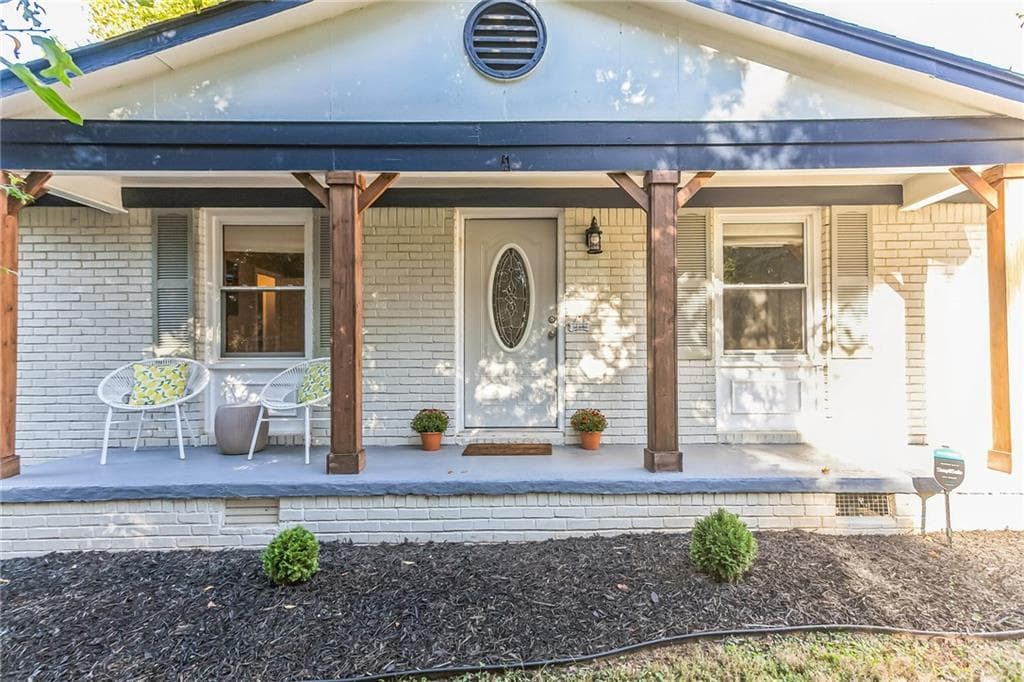 3 bedroom, 2 bathroom, 1,445 sq ft single family residence for sale at 3661 Manhattan Drive, Decatur, GA 30034