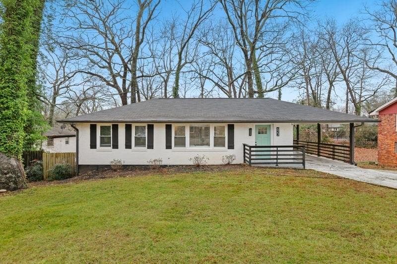 4 bedroom, 2 bathroom, 1,850 sq ft single family residence for sale at 623 Montevista Street, Atlanta, GA 30310