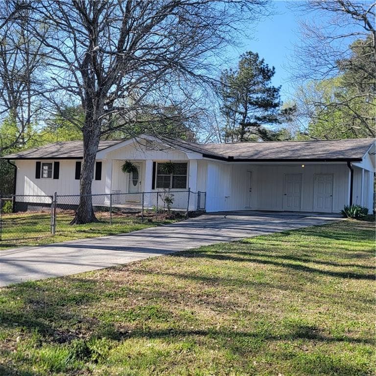 3 bedroom, 2 bathroom single family residence for sale at 118 Meadows Court, Hiram, GA 30141