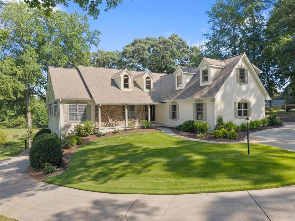 5 bedroom, 4 bathroom, 4,488 sq ft single family residence for sale at 5825 Sweetbottom Lane, Clermont, GA 30527