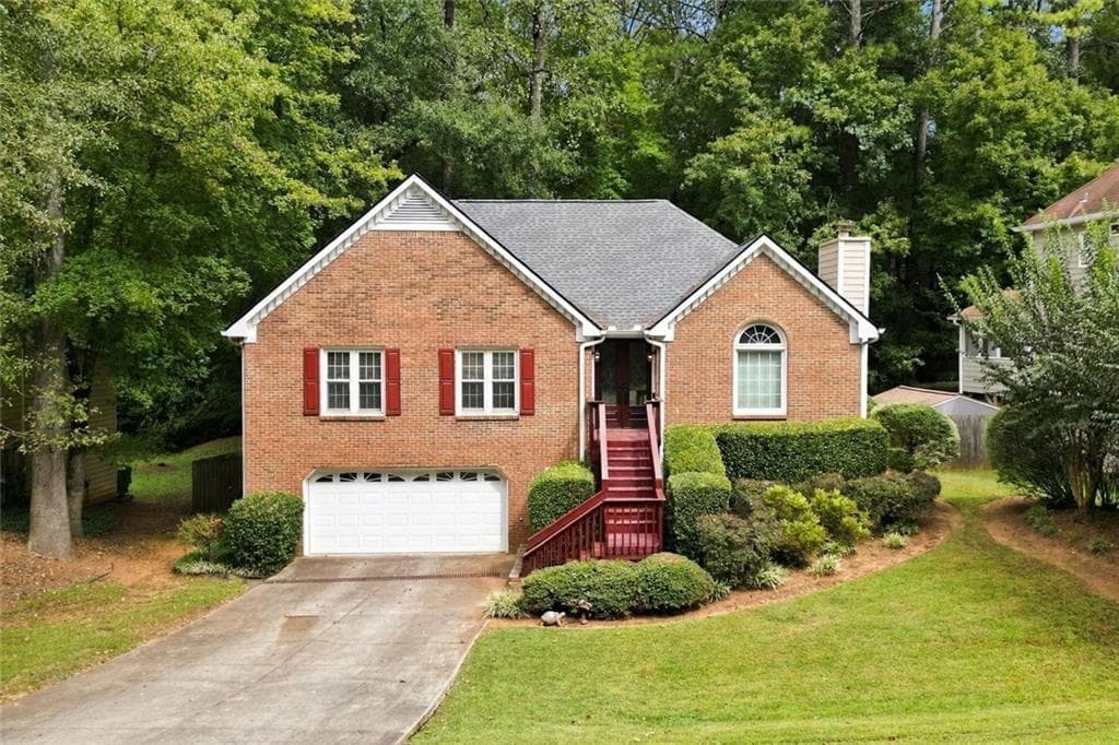 4 bedroom, 3 bathroom, 2,879 sq ft single family residence for sale at 4862 Helga Way, Woodstock, GA 30188