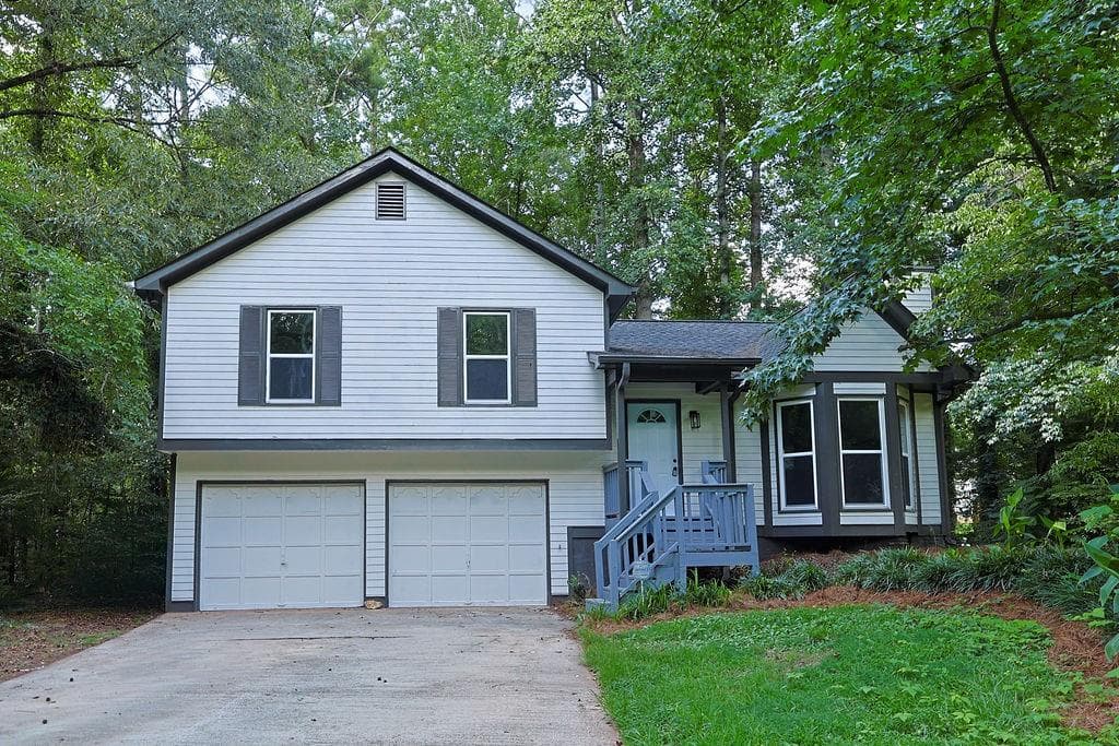 3 bedroom, 2 bathroom, 1,748 sq ft single family residence for sale at 263 Sumer Lane, Douglasville, GA 30134