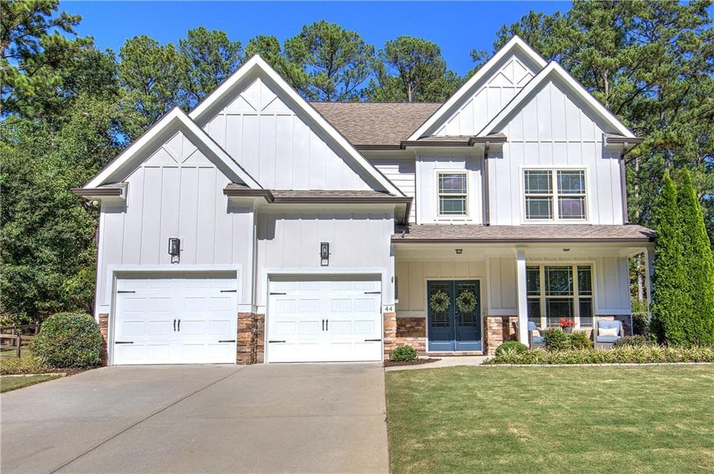 4 bedroom, 3 bathroom, 2,901 sq ft single family residence for sale at 44 Berryhill Place, Cartersville, GA 30121