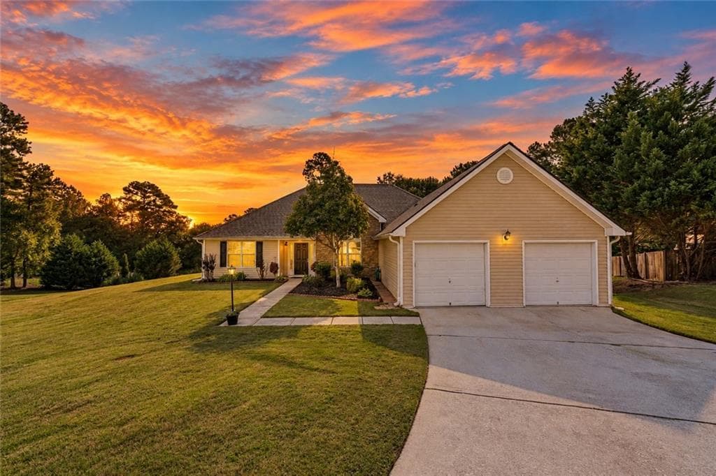 4 bedroom, 4 bathroom, 2,406 sq ft single family residence for sale at 2316 Acorn Way, Monroe, GA 30656
