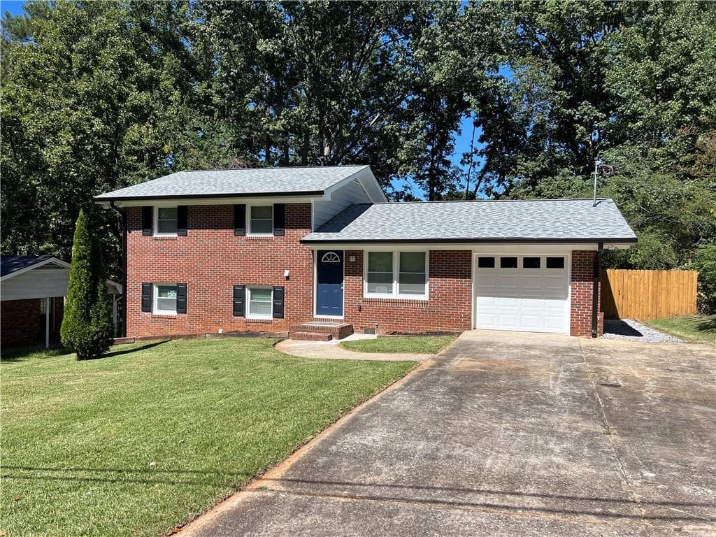 4 bedroom, 2 bathroom, 1,586 sq ft single family residence for sale at 988 Tamarack Trail, Forest Park, GA 30297