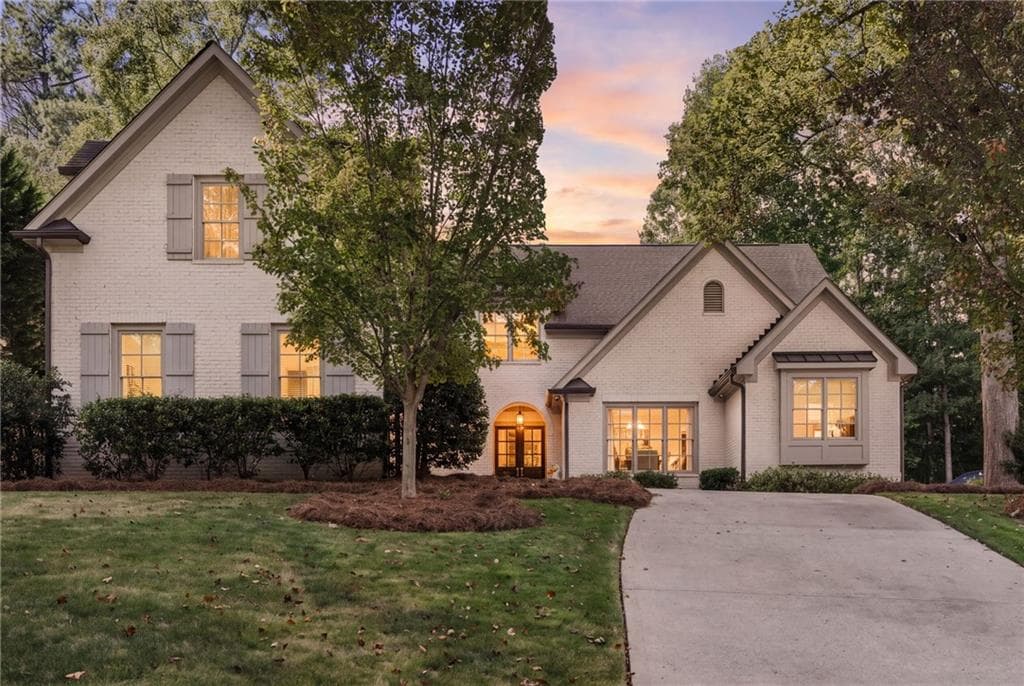 6 bedroom, 7 bathroom, 6,049 sq ft single family residence for sale at 2872 Parkridge Drive, Atlanta, GA 30319