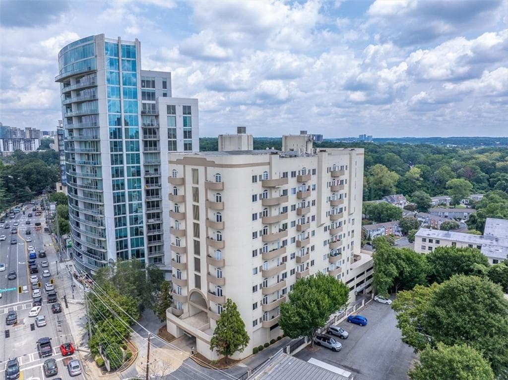 2 bedroom, 2 bathroom, 1,209 sq ft condominium for sale at 2161 Peachtree Road 605, Atlanta, GA 30309