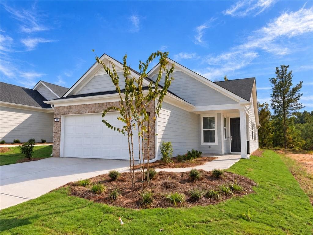 2 bedroom, 2 bathroom, 1,367 sq ft single family residence for sale at 188 Ravenna Drive, Griffin, GA 30223