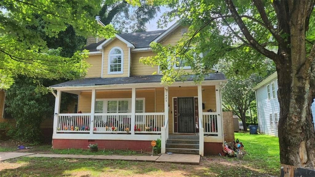 3 bedroom, 3 bathroom, 2,148 sq ft single family residence for sale at 1423 Metropolitan Parkway, Atlanta, GA 30310