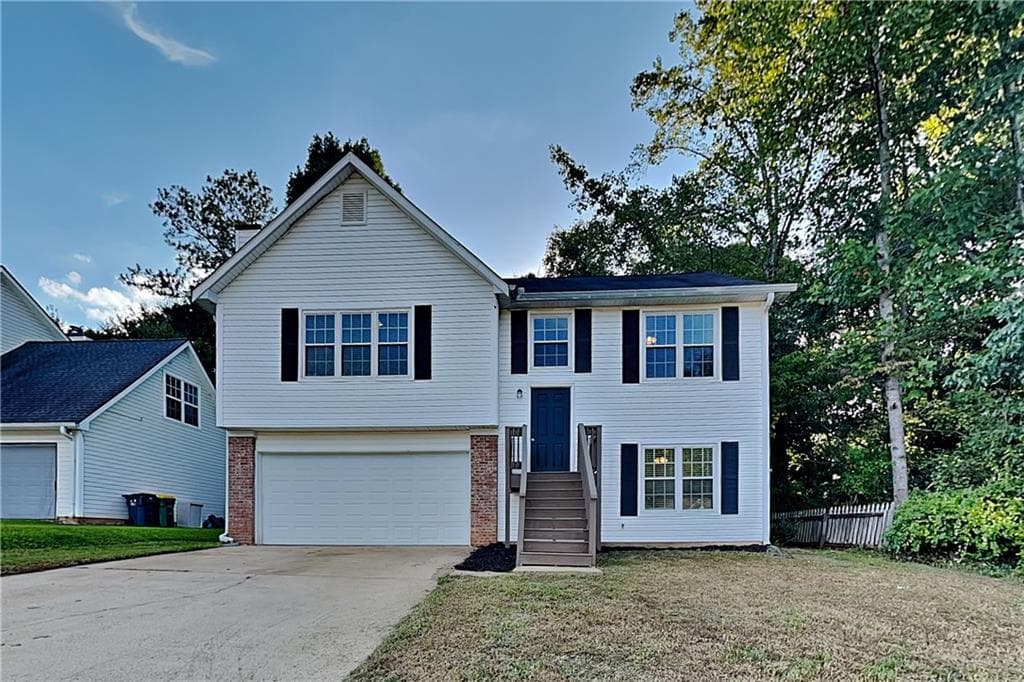 3 bedroom, 3 bathroom, 1,695 sq ft single family residence for rent at 2980 Arden Ridge Drive, Suwanee, GA 30024 for $2,375 a month
