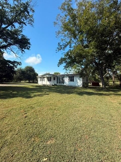 3 bedroom, 2 bathroom, 1,248 sq ft single family residence for sale at 6078 Farmer Road, Clermont, GA 30527