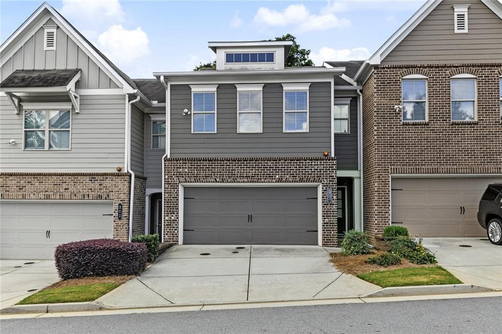 3 bedroom, 3 bathroom, 2,088 sq ft townhouse for rent at 238 Alday Lane, Marietta, GA 30060 for $2,800 a month