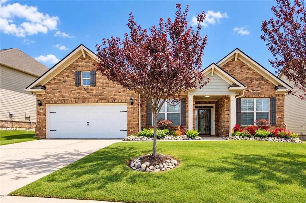 3 bedroom, 3 bathroom, 2,950 sq ft single family residence for sale at 3727 Wartrace Drive, Atlanta, GA 30331