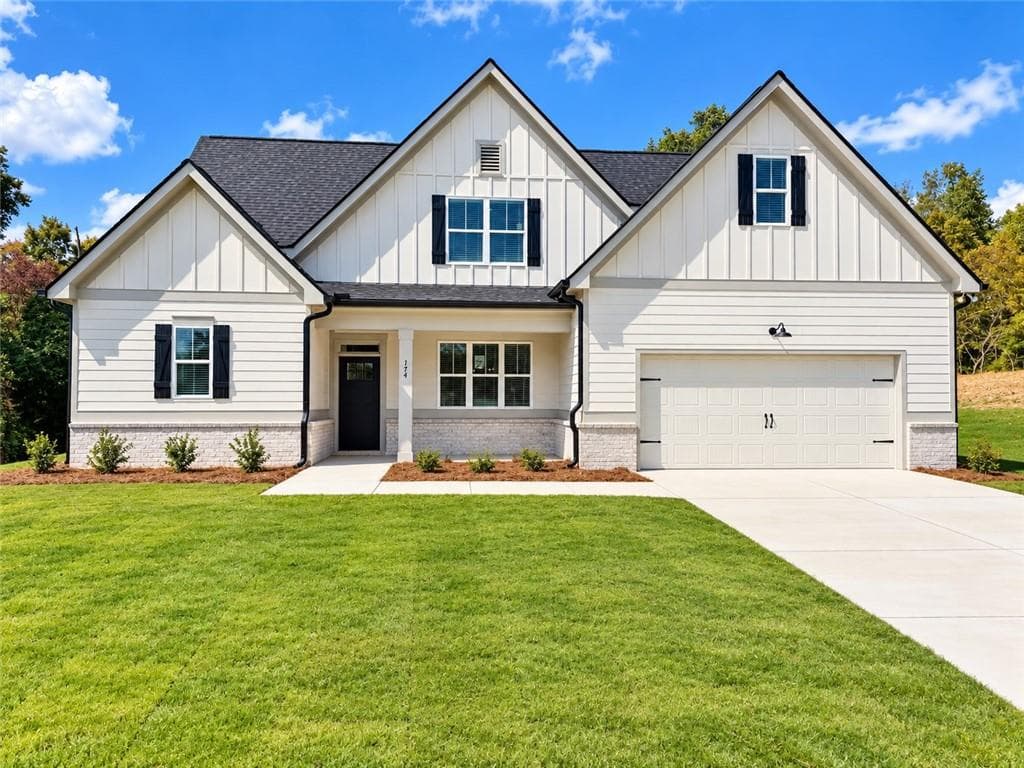 4 bedroom, 3 bathroom, 2,688 sq ft single family residence for sale at 174 Eagles Crest Drive, Commerce, GA 30529
