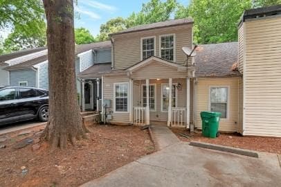 2 bedroom, 2 bathroom, 1,280 sq ft townhouse for sale at 6488 Wellington Chase Court, Lithonia, GA 30058