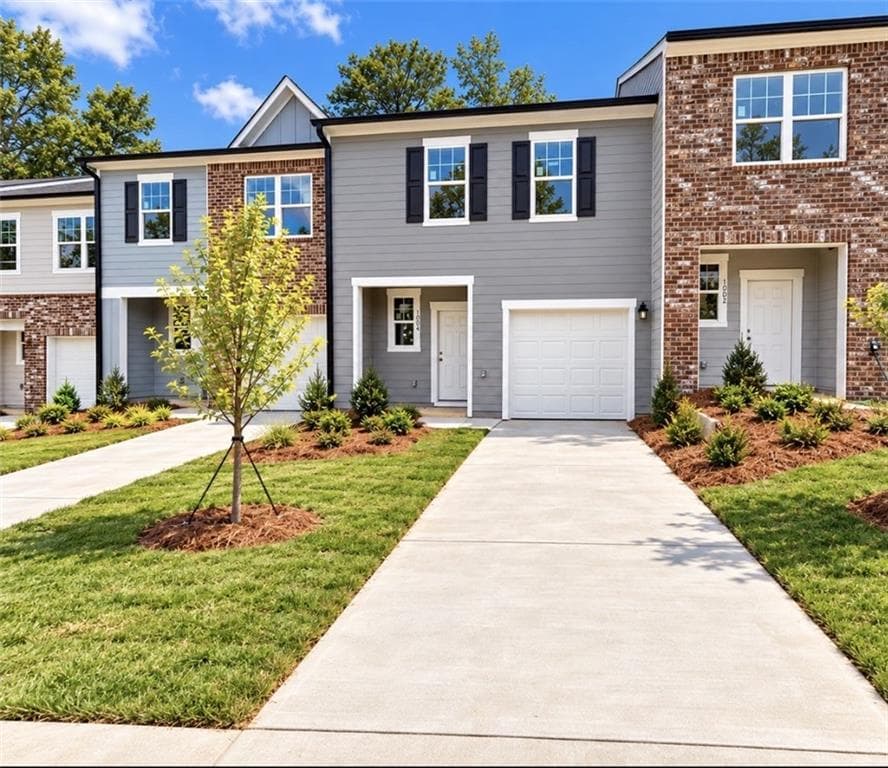 3 bedroom, 3 bathroom, 1,421 sq ft townhouse for sale at 1004 Castanea Drive, Douglasville, GA 30135