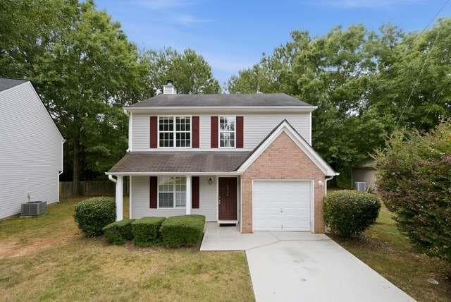 3 bedroom, 3 bathroom, 1,372 sq ft single family residence under contract at 6966 Mahonia Place, Lithonia, GA 30038