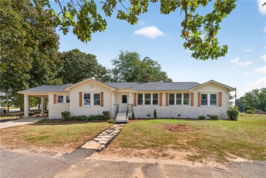 3 bedroom, 2 bathroom, 1,970 sq ft single family residence for sale at 379 Mount Olive Church Road, Commerce, GA 30529