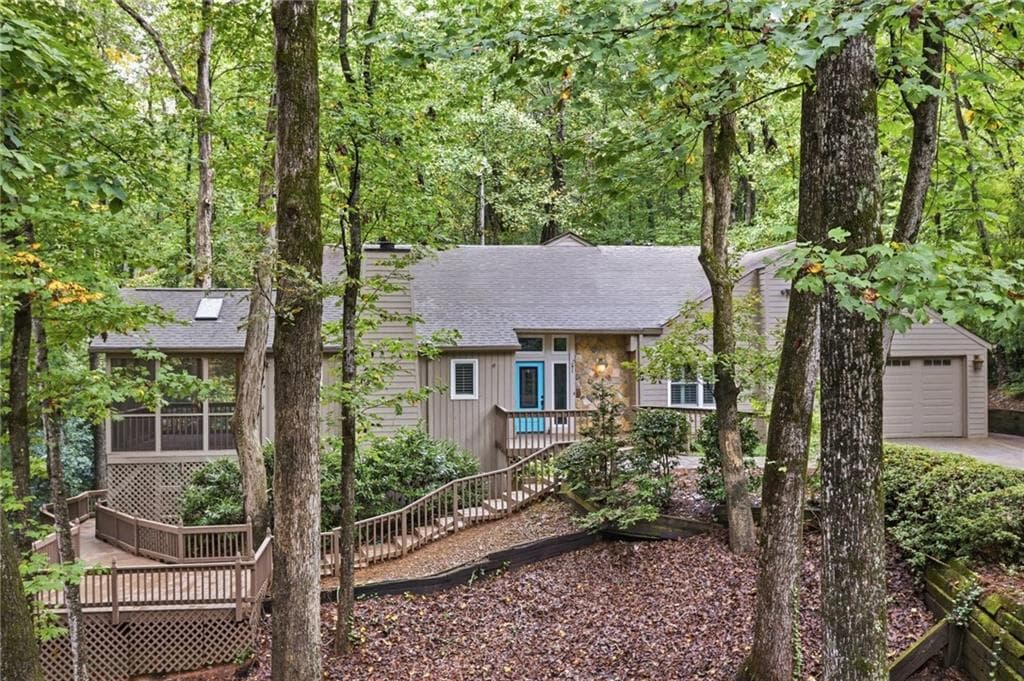 5 bedroom, 4 bathroom, 3,807 sq ft single family residence for sale at 4189 Tartan Way, Roswell, GA 30075
