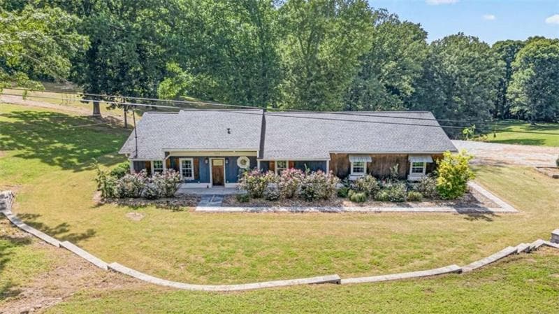 4 bedroom, 2 bathroom, 2,240 sq ft single family residence for sale at 7375 BEAR MOUNTAIN Road, Dawsonville, GA 30534