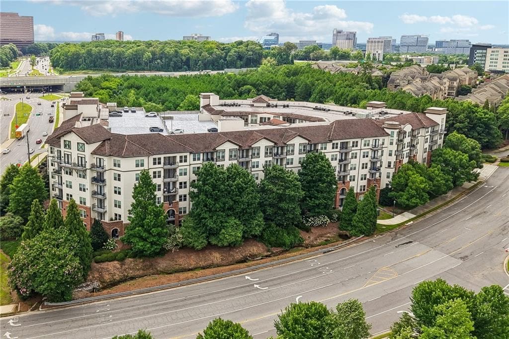 2 bedroom, 2 bathroom, 1,002 sq ft condominium for sale at 901 Abernathy Road 6230, Sandy Springs, GA 30328