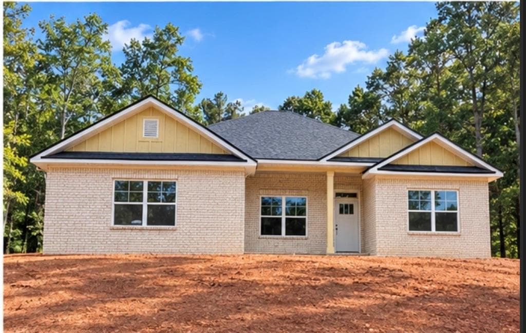 4 bedroom, 2 bathroom, 2,100 sq ft single family residence for sale at 329 Blackberry Court, Pendergrass, GA 30567