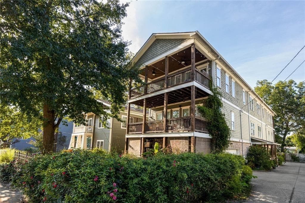 4 bedroom, 4 bathroom, 2,800 sq ft single family residence for rent at 1350 La France Street A, Atlanta, GA 30307 for $4,500 a month
