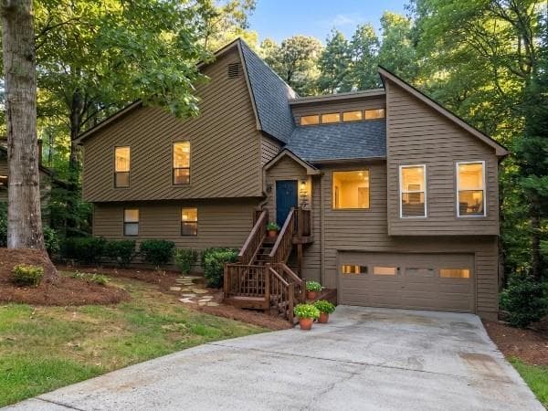 4 bedroom, 3 bathroom, 2,398 sq ft single family residence for sale at 1032 Summer Place, Acworth, GA 30102
