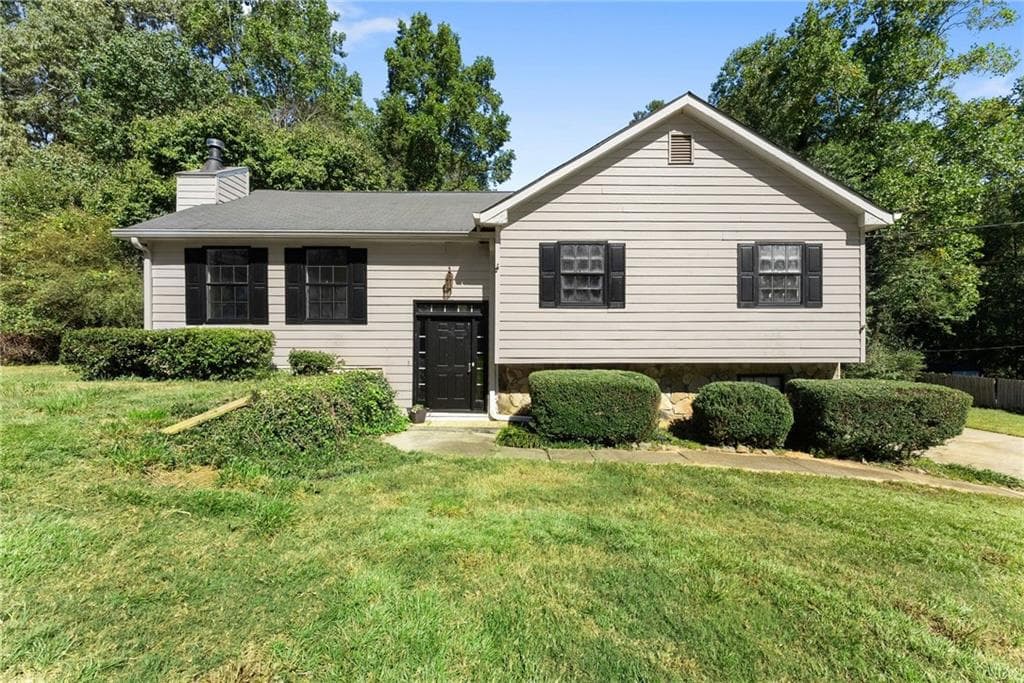 6 bedroom, 5 bathroom, 2,488 sq ft single family residence for sale at 6959 Deaton Henry Road, Flowery Branch, GA 30542