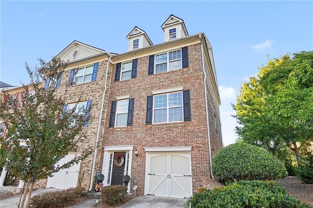 3 bedroom, 4 bathroom, 2,394 sq ft townhouse for sale at 1870 Appaloosa Mill Court, Buford, GA 30519