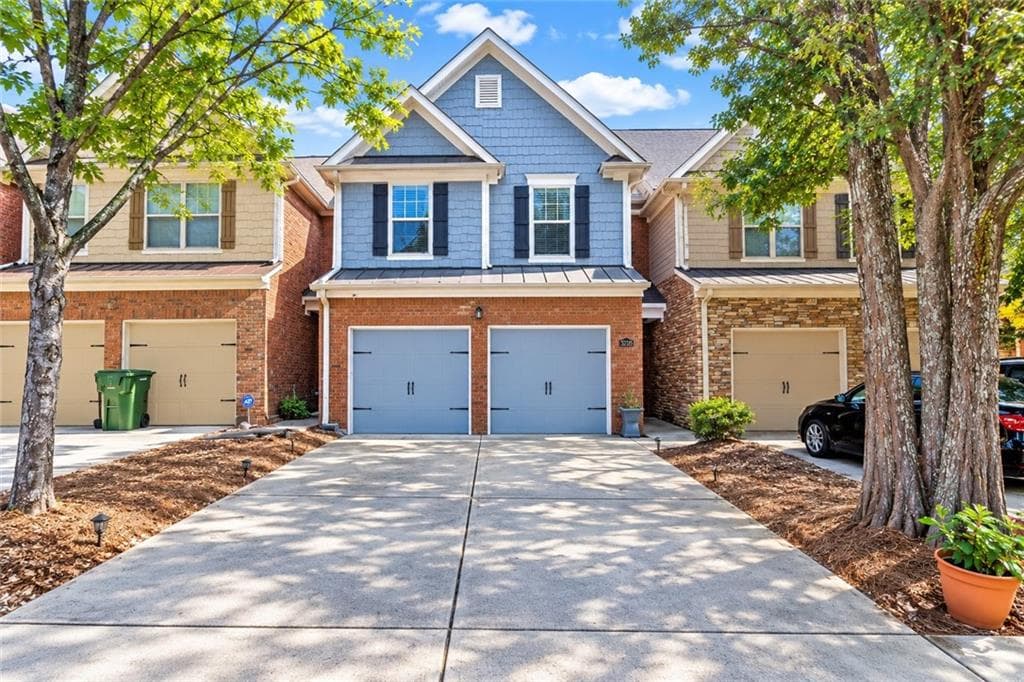 3 bedroom, 3 bathroom, 1,983 sq ft townhouse for sale at 3210 Smith Ridge Trace, Peachtree Corners, GA 30071